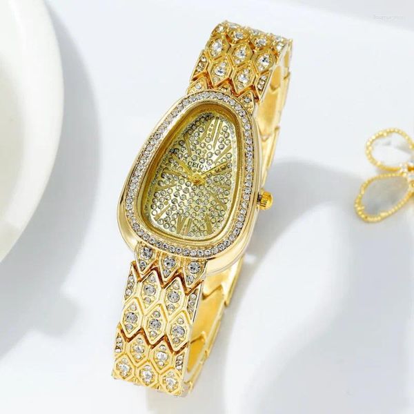 Нарученные часы овальные римские женские часы Quartz Watches Стальной группы Diamond Luxury Elegant High Come Watch для женщин