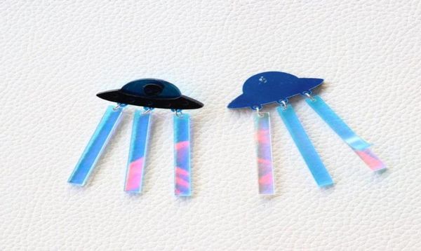 Baumeln Kronleuchter UFO Alien Acryl Ohrringe Für Frauen Quaste Coole Punk Mode Schmuck Charms Laser Bunte Ändern Sellectio6617822