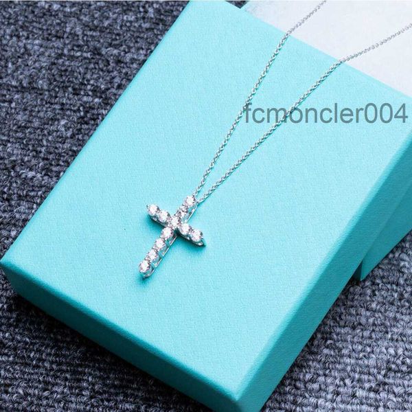 Halskette T Familie rein Silber S925 Fashion Cross Halskette Full Diamond Kragenkette Frauen Einfacher Anhänger Live -Broadcast -Designer Schmuck 832v