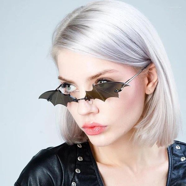 Sonnenbrille grenzenlose Fledermaus-Fledermarke-Marken-Designerin Metall Sonnenbrille Frauen im Freien Hip-Hop Eyewear UV400