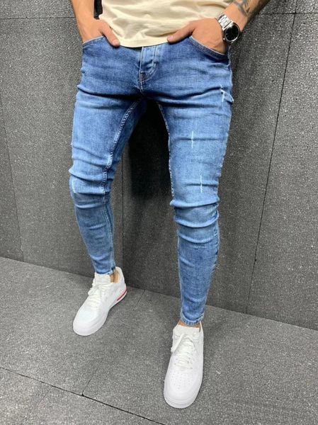 Herrenjeans, hochwertige, blaue Jeans, ausgefranst, schmal, kleiner Fuß, elastisch, Reißverschlusstasche, eng anliegende Hose