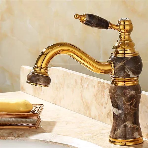 Rubinetti del bagno Maniglia singola in ottone dorato Rubinetto per lavabo girevole a 360 gradi con lavello con acqua fredda in giada Rubinetti miscelatori per gru Torneira 231225