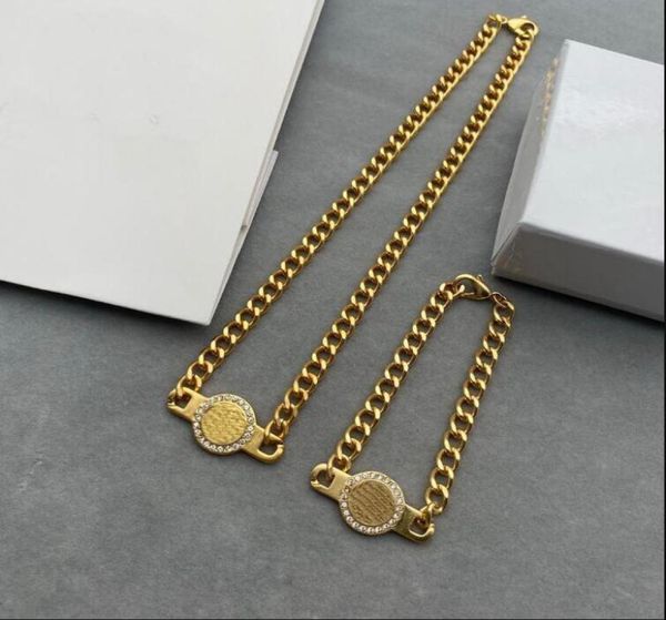 Novas pulseiras projetadas pulseira de corrente grossa feminina gargantilha de latão dourado colares Banshee retrato padrão 18K banhado a ouro joias de grife NL47438247