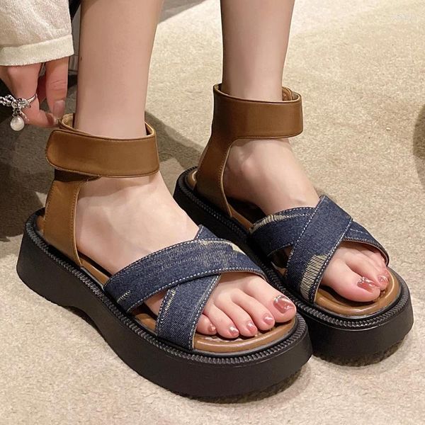 Scarpe vestiti femminile in vendita 2023 sandali da donna di base estate elegante quotidiano solido piattaforma aperta