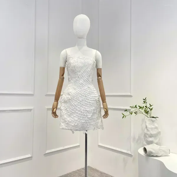 Повседневные платья 2023 Высококачественное весеннее лето белое льняное хлопковое винтажное элегантное жемчужное рукавочное платье для женщины