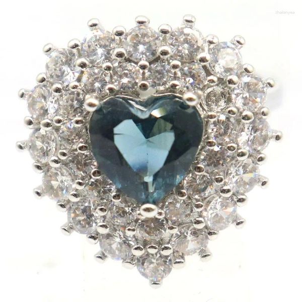 Anelli a cluster 20x19mm Princess Cut Heart Shape Swiss Blue Topaz London White Cz Shiny Silver