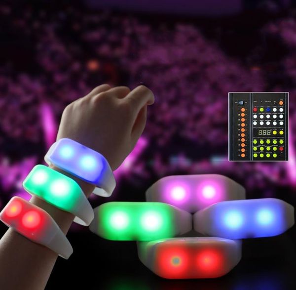 15 Color Remote Control LED Silicone Bracelets Alteração de cor de pulseira com 41keys 400 metros de controle remoto luminoso pulseiras para clubes concertos proven sn5333