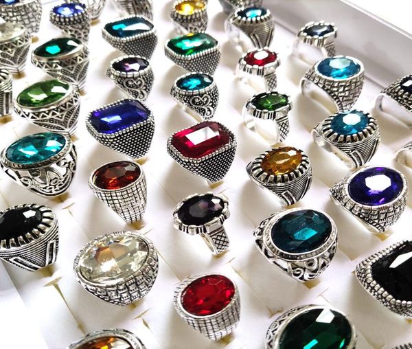 Lotti sfusi 30 pezzi Multistili Mix Grandi zirconi Anelli in argento con pietra per le donne Anelli di cristallo antichi di lusso vintage da uomo Interi Weddi7843421