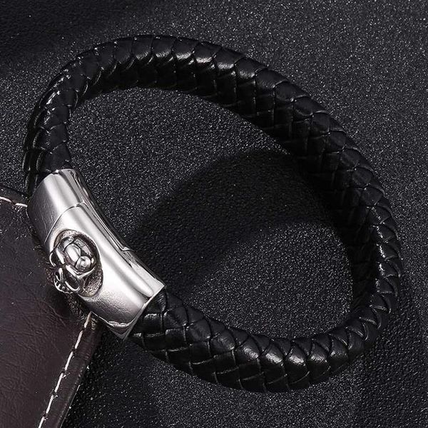 Bracelets de charme punk for Men Black Leather Braça Bulbão Bulbão Crânio Fuz Magnético Male Macho Jóias de Jóias de Jóias ST319J