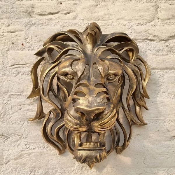 Cool Gold Lion King Appeso a parete Testa Arte Scultura Resina Arredamento di lusso Ingresso Cucina Camera da letto Impiccagioni 231225