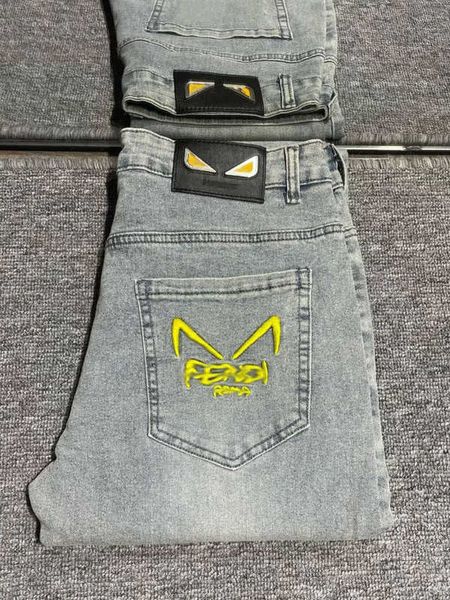Erkekler Kot Tasarımcı Kot Lüks FF Lüks Pantolon Fermuar Erişim Pantolonları Hafif Yıkama Ücretsiz Gemi Altın Desen Denim Poki