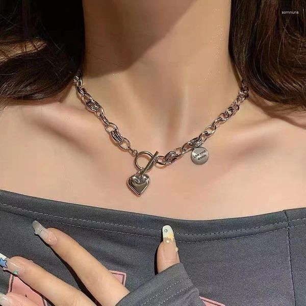 Halsketten Anhänger Mode Liebe Halskette weibliche Persönlichkeit Senior Sense Sense Collarbone Kette Netzwerk Red Temperament Accessoire Geschenke