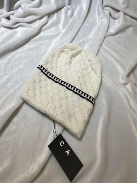 2023 Novo Designer de Moda Gorros Chapéus Homens039s e Women039s Modelos Bonnet Inverno Beanie Chapéu de Lã de Malha Plus Velvet Skulli6598587