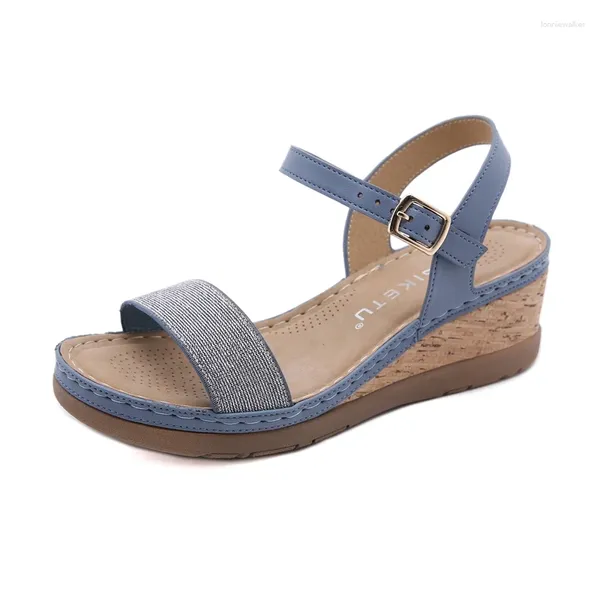 Sandalen Frauen hochwertige Sommer -Böhmen Mid Heels Keil Frauen lässig Solid Damen bequeme Strandschuhe große Größe