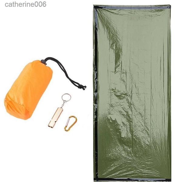 Sacos de dormir Saco de dormir térmico impermeável de emergência com apito Bivy Sack Survival Blanket Bag Camping Outdoor Earthquake Auto Rescure x1L231225