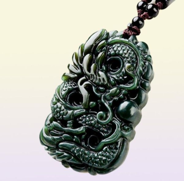 Puro natural esculpido à mão jade dragão China Hetian jade pingente auspicioso dragão colar C52810738