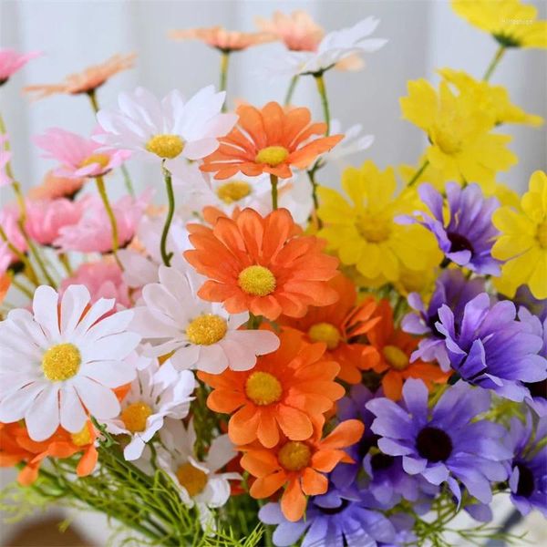 Dekorative Blumen 5 Gabeln Gerbera Daisy Blumenarrangements Gefälschte Brauthochzeitsstrauß Weihnachtstisch Dekoration Geschenk Jahr Orament