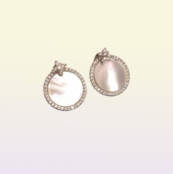 Orecchini di perle d'acqua dolce naturali di fascia alta S925 argento puro Anti allergia Lady039s chiocciole a forma di orecchio di grano Tenni3026491