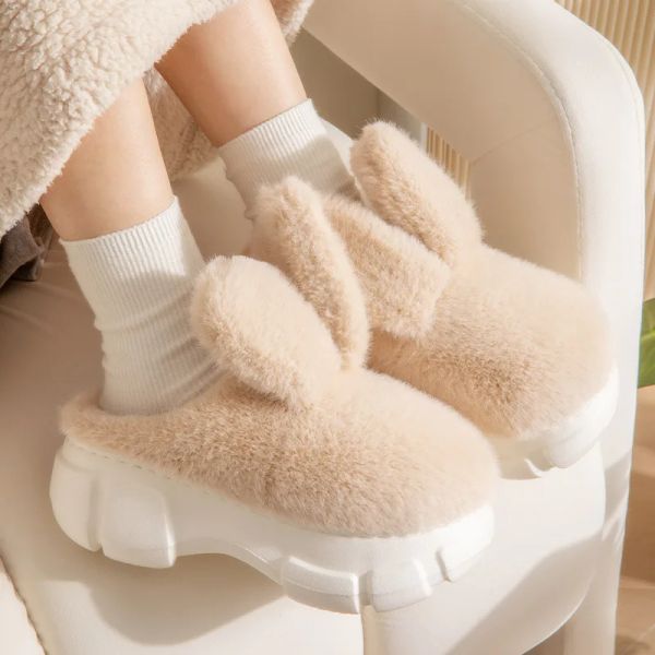 Simpatiche pantofole in cotone con orecchie di coniglio scarpe da interno calde femminili pantofole con plateau invernali femminili scarpe di peluche per la casa