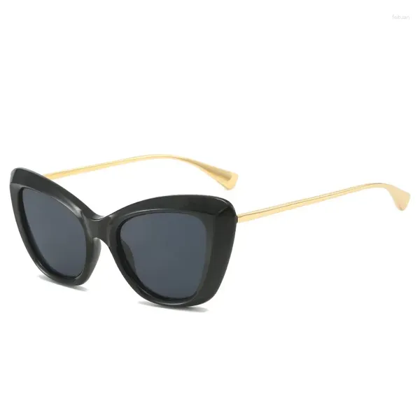 Солнцезащитные очки Европа и модная тенденция Соединенных Штатов Retro Cat Eye Metal Ноги для женщин антиультравиолетовые очки