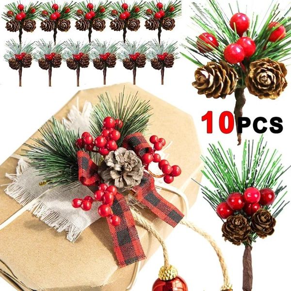 Flores decorativas 10pcs mini simulação de agulha de pinheiro artificial Berry Berry Caixa de presente Decoração em casa Pingente de decoração de Natal