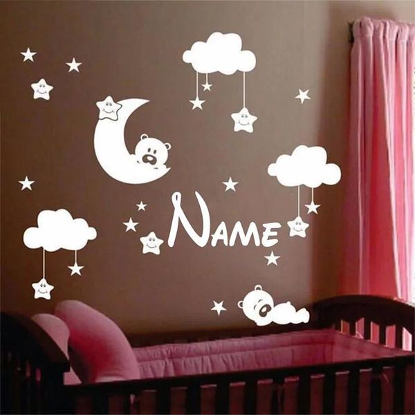Aufkleber mit personalisiertem Namen, Wandaufkleber für Babyzimmer, Mond und Sterne, niedliche lächelnde Sterne mit weißen Wolken, Kinderzimmer-Dekoration