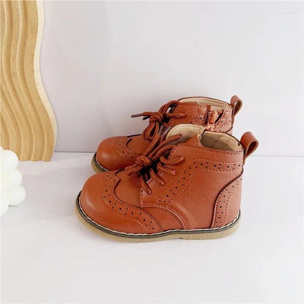 Осенне-зимние детские ботинки на шнуровке для мальчиков, кожаные туфли-броги для маленьких девочек, повседневные туфли до щиколотки для младенцев, первые ходунки
