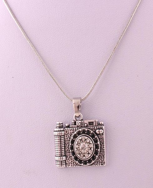 Античное серебро, цинк, усыпанный сверкающими кристаллами, подвеска с кристаллами в форме камеры и ожерелье-цепочка Jewelry3336538