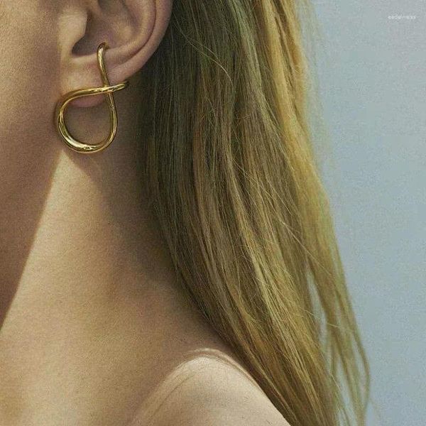 Orecchini a lobo 1PC esagera orecchino annodato a croce in metallo per le donne Egirl Kpop semplici anelli per orecchie irregolari insoliti gioielli di moda coreani