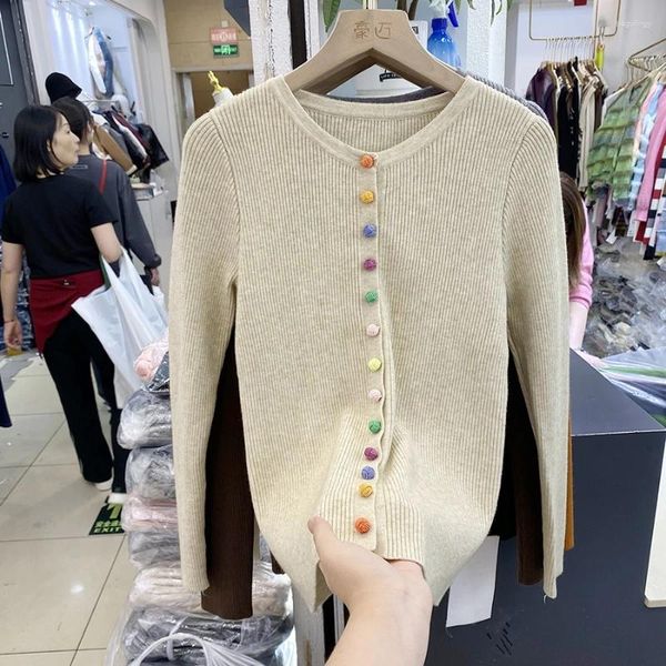 Maglieria da donna Bottoni colorati Cardigan lavorato a maglia Autunno inverno Morbido semplice maglione di base Coreano Dongdaemun Abbigliamento di alta qualità