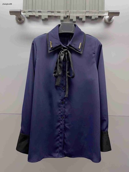 camisa de grife roupas femininas moda senhoras contraste costura lapela metal v design com fita requintado e simples vestuário superior 26 de dezembro