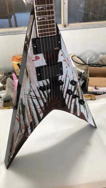 Benutzerdefinierte Dave Mustaine VMNT Angel Of Deth E-Gitarre DM Signature Inlays Saiten durch den Körper China Aktive Tonabnehmer 9V Batteriekasten Grover Mechaniken Schwarze Hardware