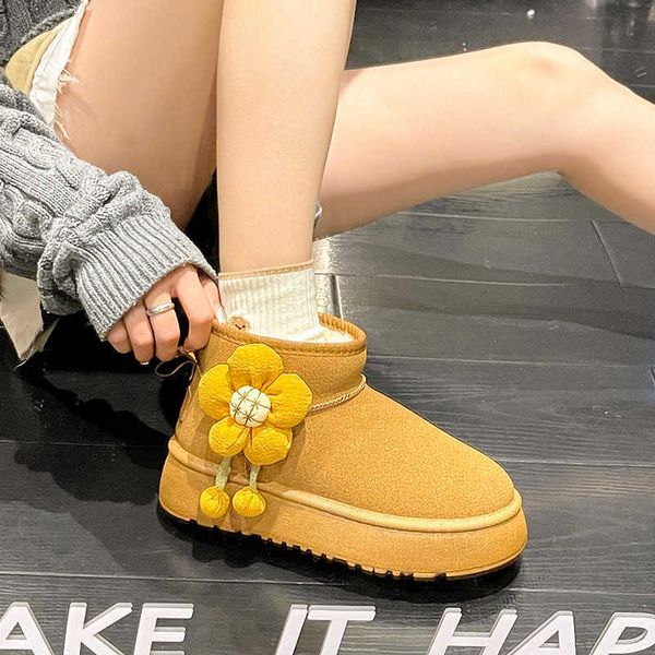 Stiefel Damen Herbst Schnee Winter Koreanische Ausgabe Süße süße kleine Blume runder Kopf dicke Sohle ein Schritt Baumwollschuhe Trend