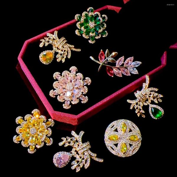 Broschen Mode klassische geometrische Pin Blumenbrosche Smaragd Schleife Wassertropfen Micro-Inlay Zirkon Corsage weibliche Persönlichkeit Zubehör