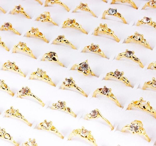 Anéis de casamento lotes inteiros trabalho 30 peças cristal strass banhado a ouro anel feminino noivado festa presente moda joias7150487