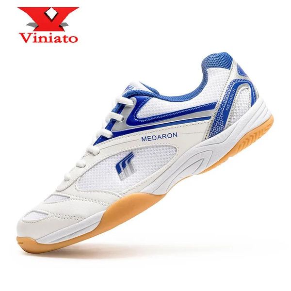 Badminton 2020 Novos homens Badminton Sapatos de badminton tênis de tênis leves de mesa para casais Tamanho 3545 Blue Red Luxury Volleyball Shoes