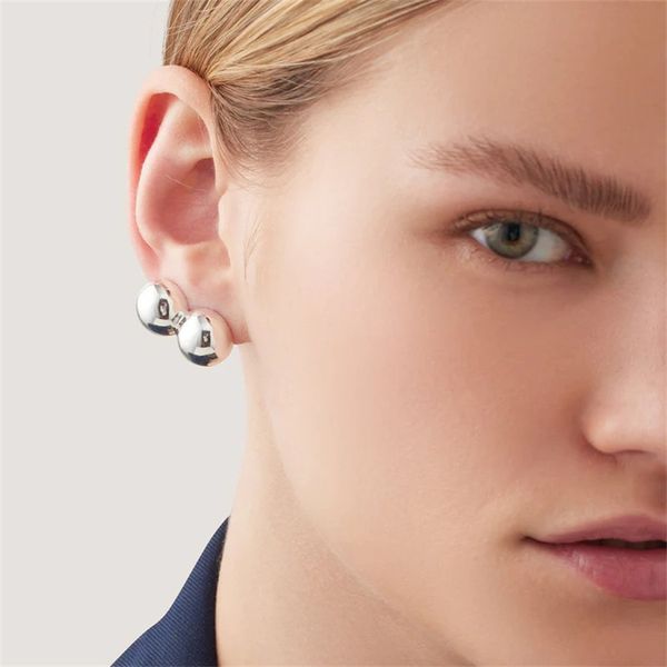 Moda minimalista bola de metal com dois brincos clipe de orelha para mulheres espelho francês luz luxo charme jóias na moda