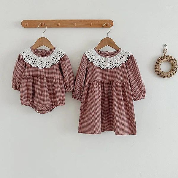 Vestidos da menina 2023 coreano casal olhar para crianças vintage boutique renda colarinho xadrez série vestido e macacão outono infantil wear