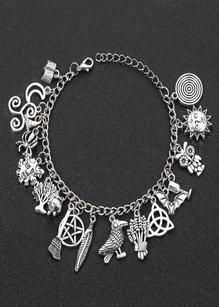 Charm Armbänder Halloween Armband Rich Pendantl Star Moon Horror Spider Magic Broom Punk Christmas Women039s Jewelry4106219