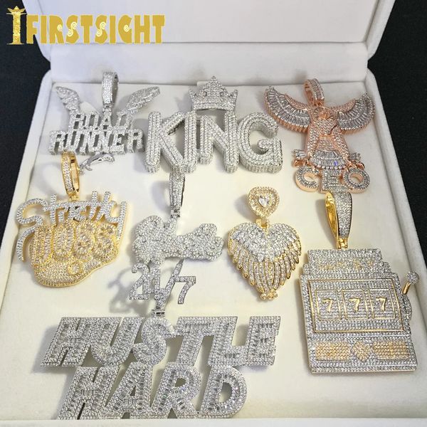 Iced Out Bling CZ Carta Hustle Hard Rich Lucky Pingente Colar 5A Zircon Badge Fluorescência Encantos Homens Hip Hop Jóias 231225