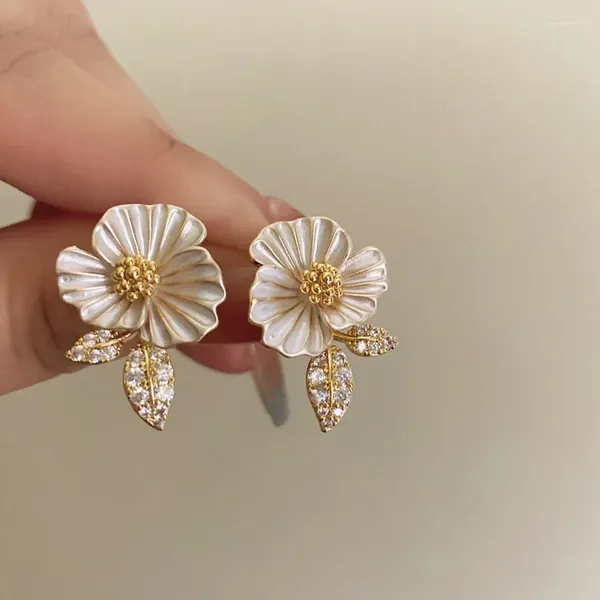 Baumelnde Ohrringe, trendige Zirkonia-Blätter-Ohrringe, Vintage-Stil, Blume für Frauen, romantischer, eleganter Schmuck, exquisiter Charm-Schmuck