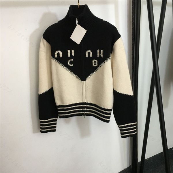 24SS FW Kadın Sweaters Tasarımcı Üstü kazak mektubu payetler hırka üstleri pist marka tasarımcısı üst gömlek yüksek uç esneklik dış giyim örgüsü ceketleri katlar