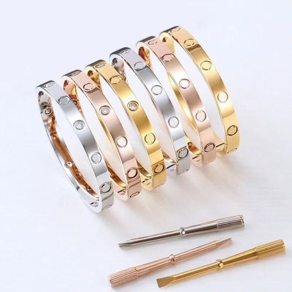 Bangle Love Screw bangle carter Bracciale Bracciali firmati Gioielli di lusso Bracciale donna Accessori moda Lega di acciaio al titanio GoldPla