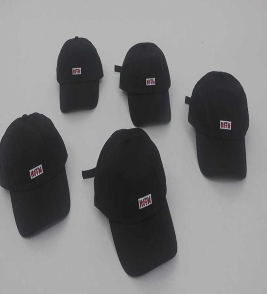 KITH TREATS TOKYO Hat Мужчины Женщины Бейсбольная кепка с вышивкой алфавита Карнизная шляпа Повседневная кепка Классическая шляпа с языком Q07037238047