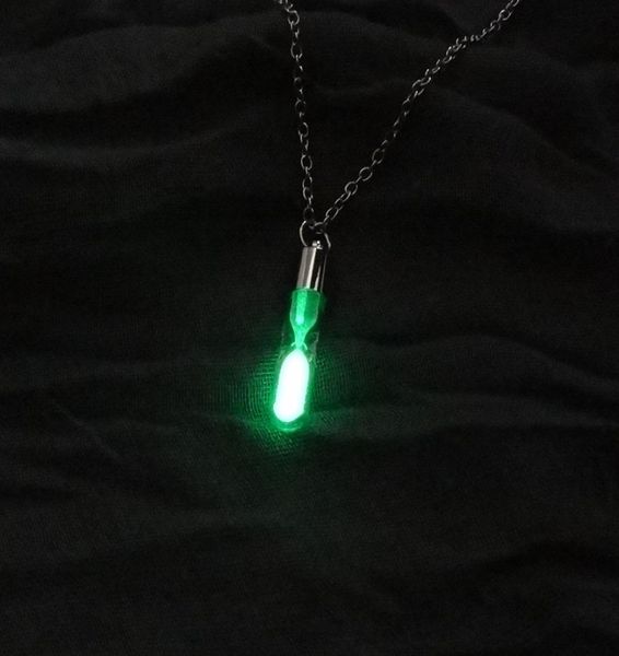 Collana a clessidra Ciondolo in vetro Collana che si illumina al buio Collana in argento Gioielli luminosi Regali per donne Accessori per gemme8255309