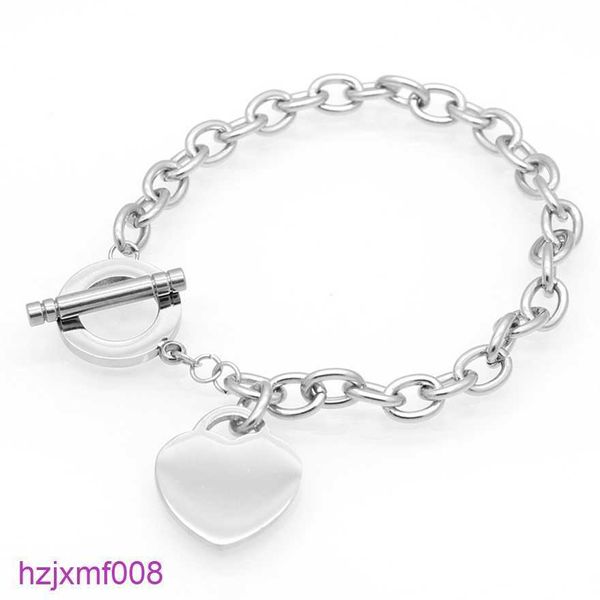 NCLR Charm Armbänder 2024 Designerarmband Herzen für Frauen Halskette Gold Jewlery Edelstahl Silber Frauen Herren je JE