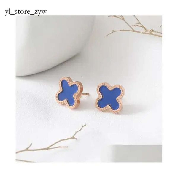 Designer Clover Earring Stud Earrings Titanium Steel Lucky Love Expend Clover Glory Riches Fashion Design Women Party Earring Luxury 5217