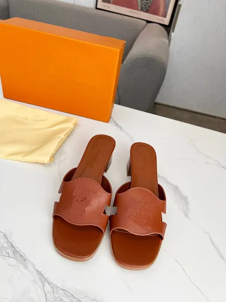 Sandálias de designer chinelos verão homens mulheres sapatos em forma multicolor flora slides moldados footbed em preto 1222