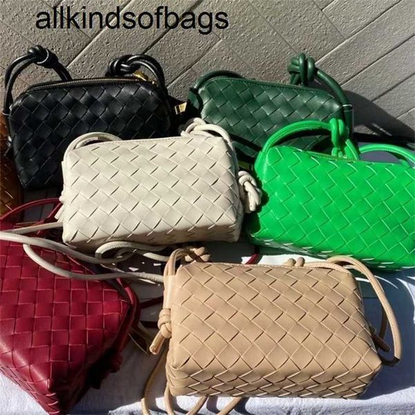 Mini Loops BottegVenets Tecido Crossbody Bolsas de couro genuíno Câmera ombro intreccio couro cross-body Fecho de compartimento único Feito à mão 2022qq