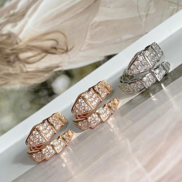 Anéis de cluster clássico 925 prata esterlina zircon cobra osso cabeça anel homens e mulheres mesma marca de moda luz festa de luxo jóias